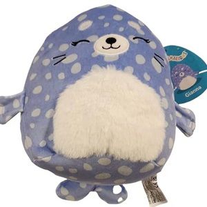 Squishmallows Kellytoy 2022 7 inch Gianna The Seal with Bonus Pen